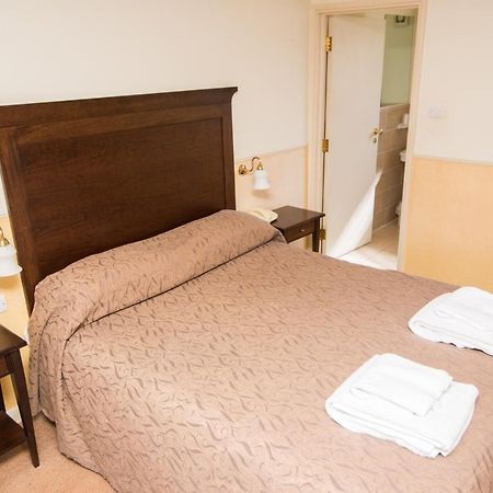 The Bell Hotel Clare Ngoại thất bức ảnh