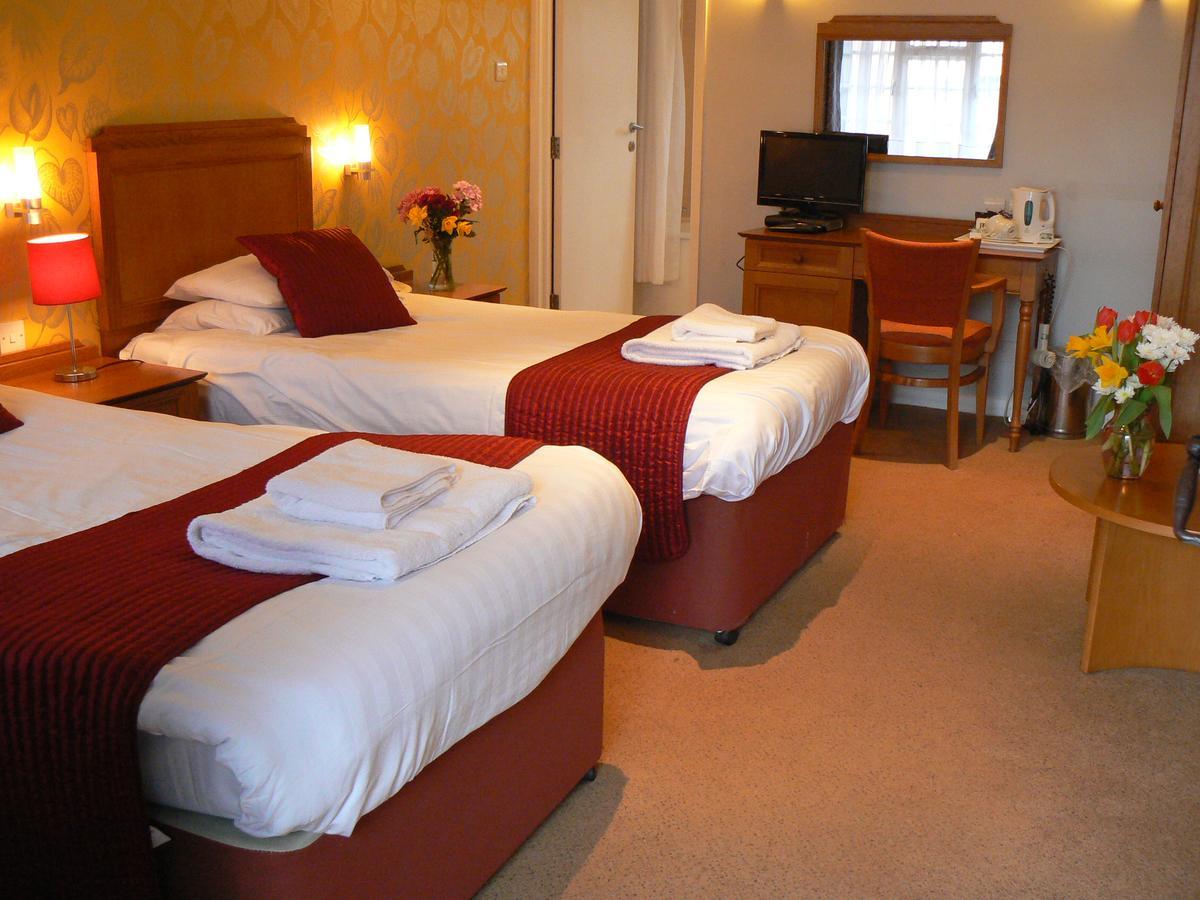 The Bell Hotel Clare Ngoại thất bức ảnh